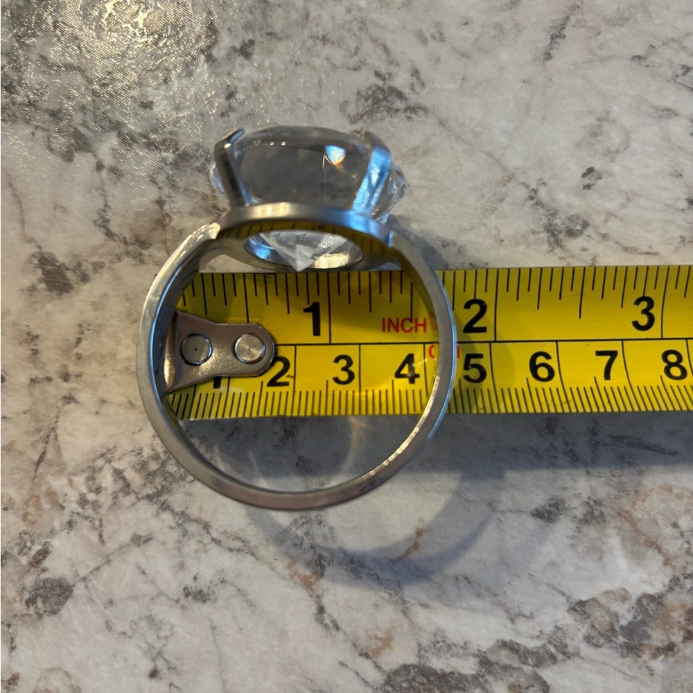 Napkin Rings Diamond Rings Set of 6 New Rare Unique - Picture 7 of 8